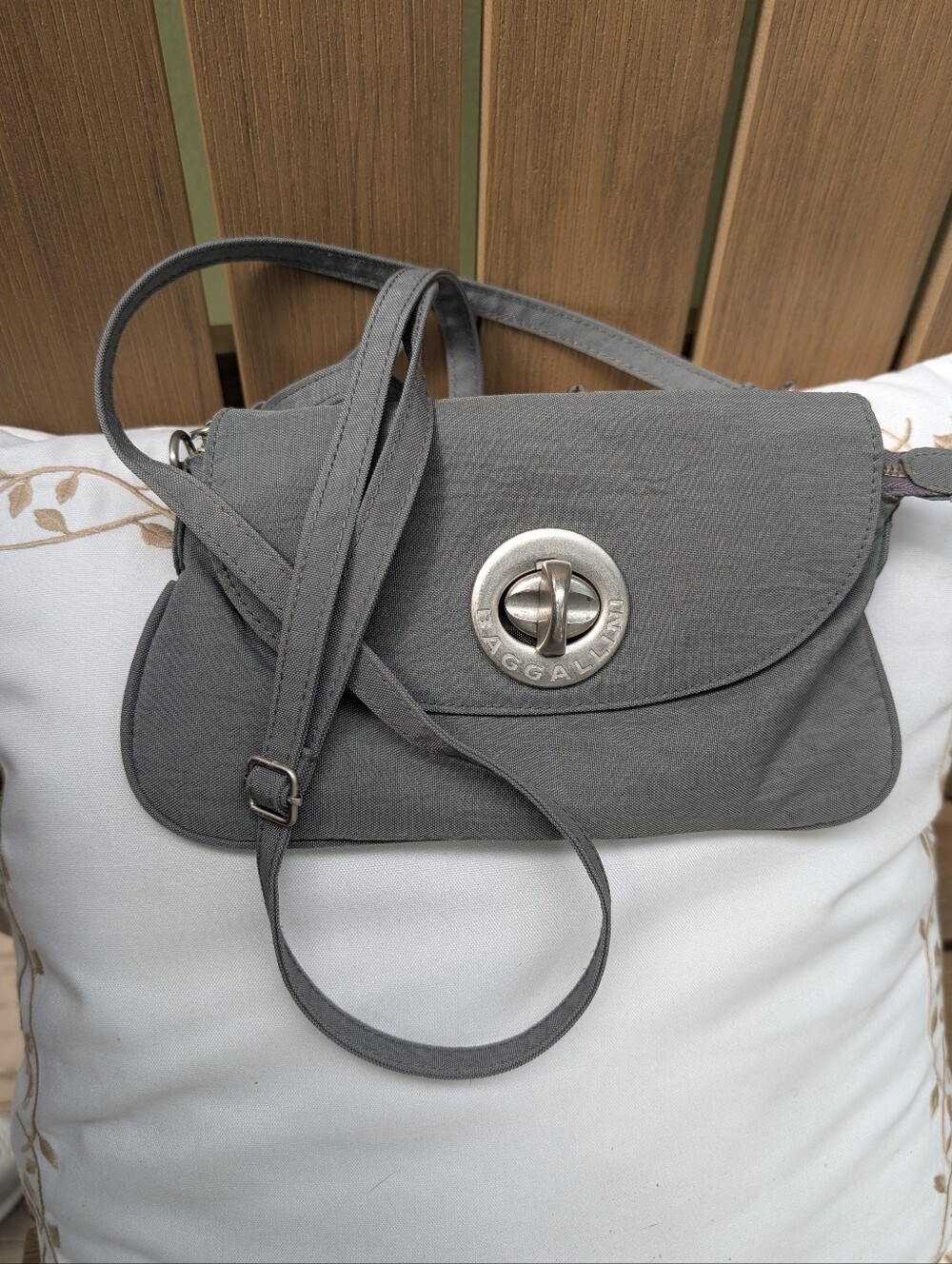 Small Crossbody Bag with Turn-Lock Closure Convertible Bag Gray